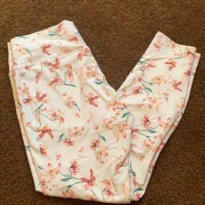 Fabletics power hold 7/8 leggings